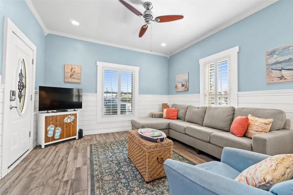 201 E Oaks Avenue Port Aransas, TX 78373