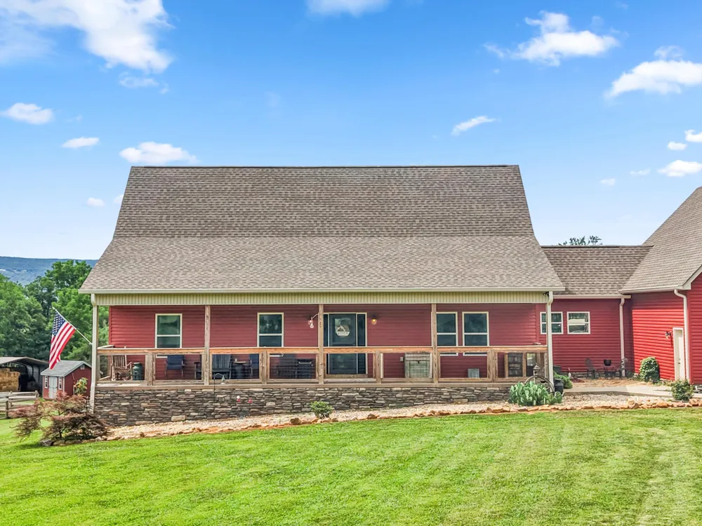 11869 E Valley Road Dunlap, TN 37327