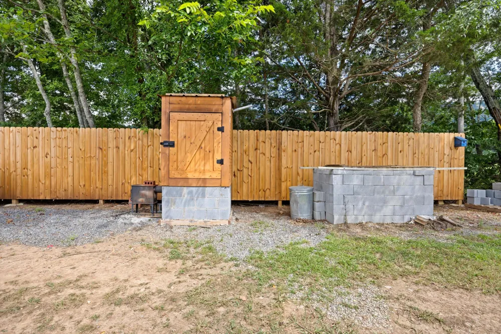 11869 E Valley Road Dunlap, TN 37327