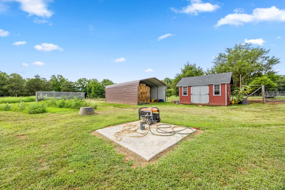 11869 E Valley Road Dunlap, TN 37327