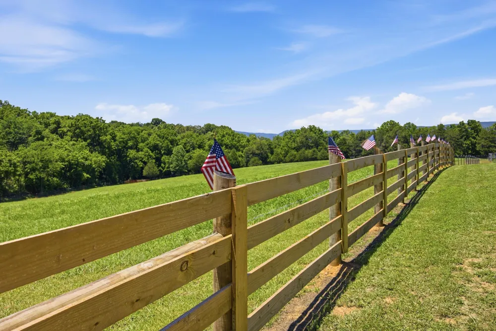 11869 E Valley Road Dunlap, TN 37327