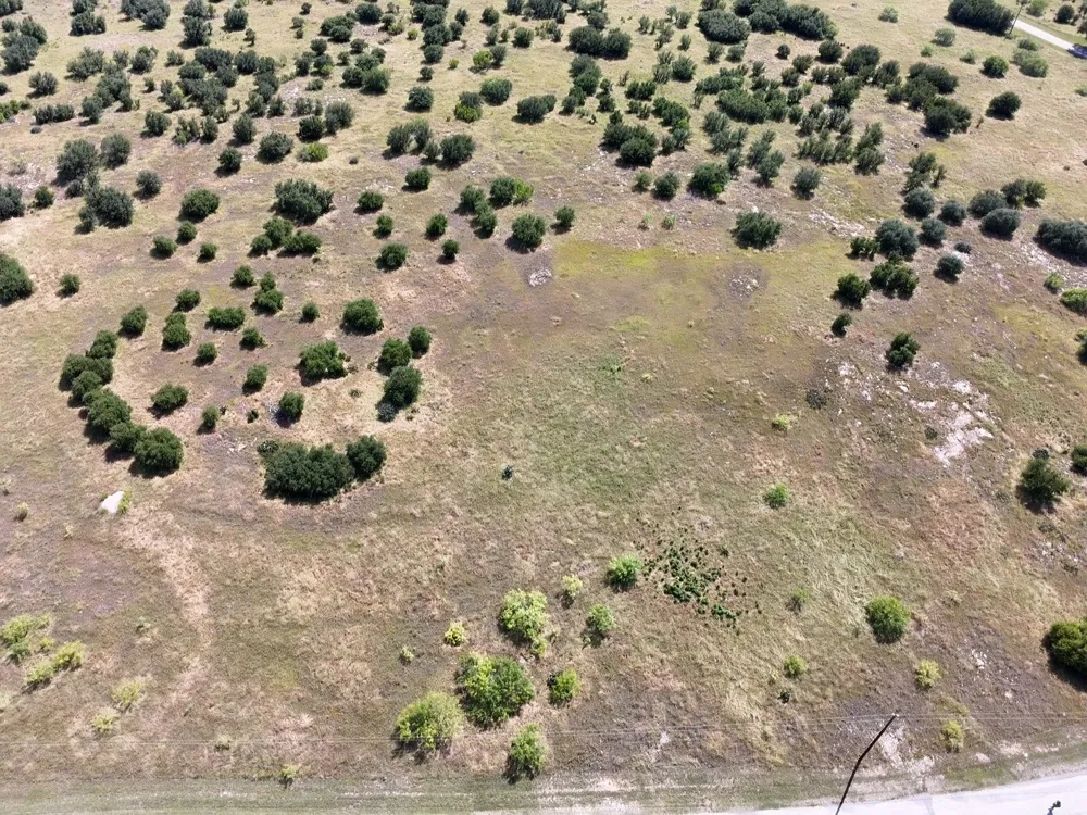 912 Mockingbird Bend Graford, TX 76449