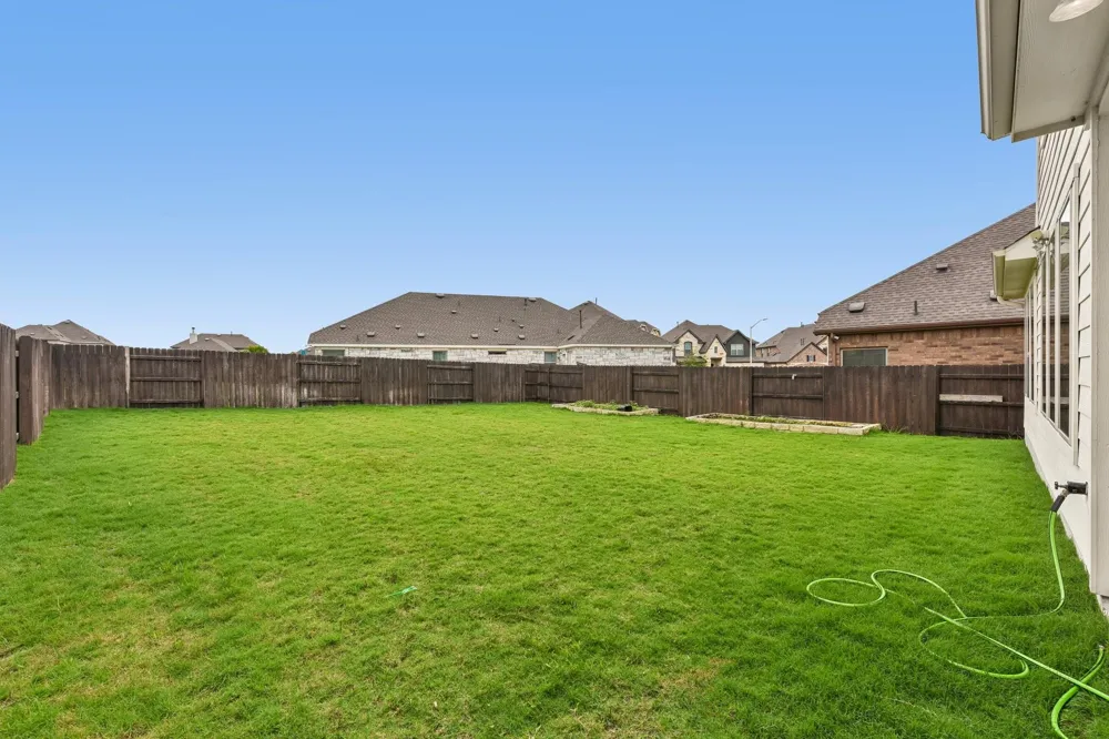 2404 Clear Pond View Leander, TX 78641