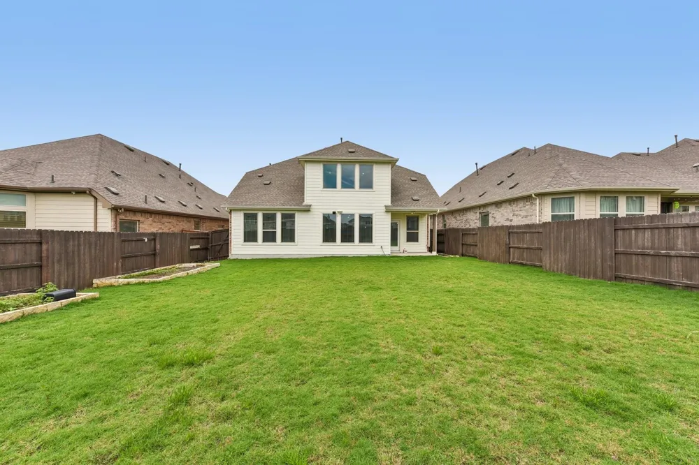 2404 Clear Pond View Leander, TX 78641