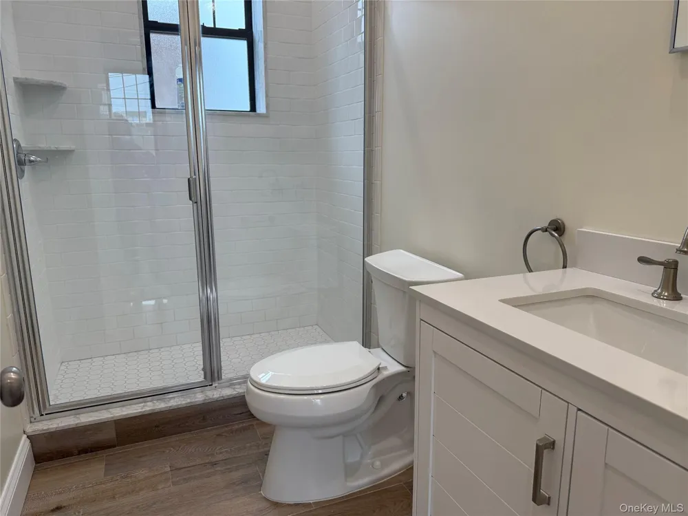162 2nd Street #4 Mineola, NY 11501