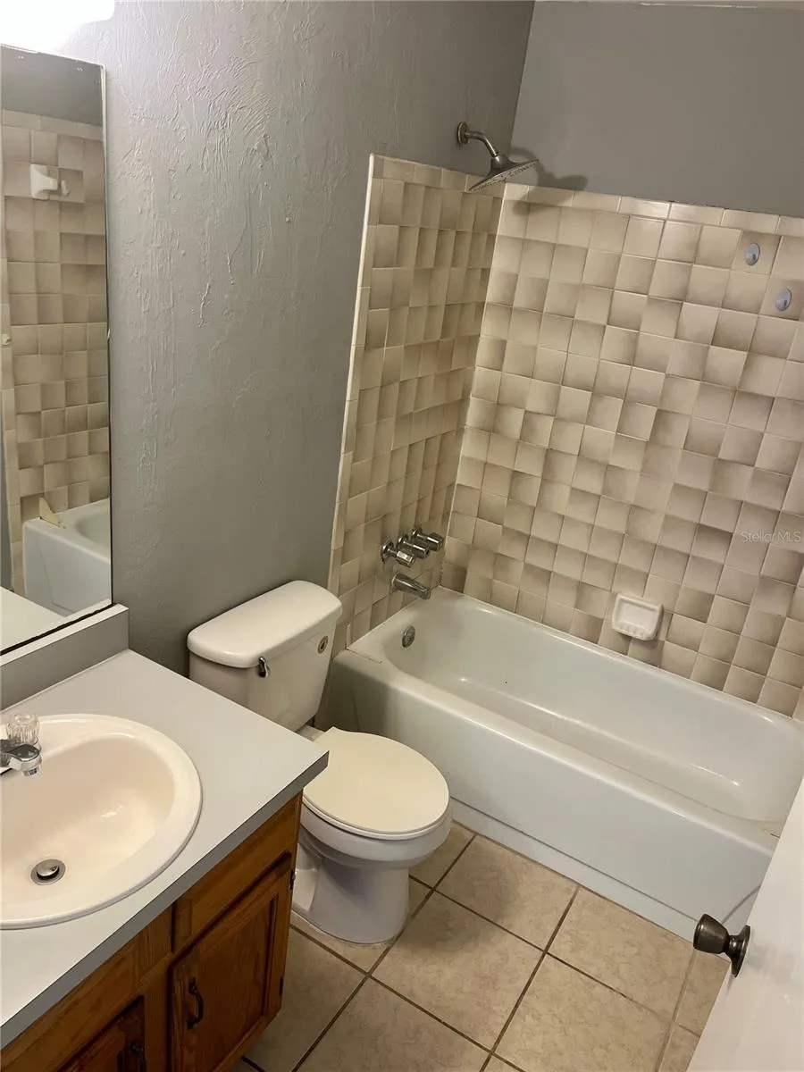 2321 SW 31ST PLACE #1 Gainesville, FL 32608