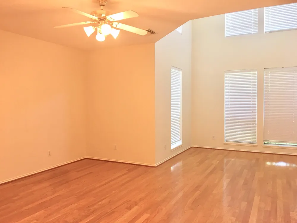 308 Pinnacle Cove Court League City, TX 77573