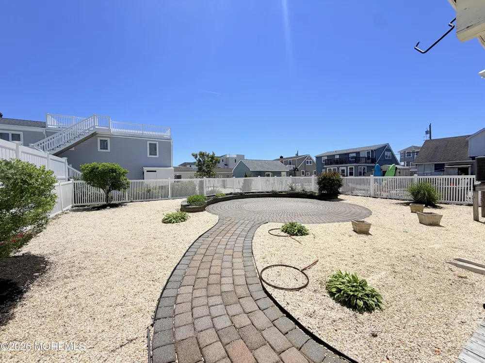 212 Barnegat Avenue Surf City, NJ 08008