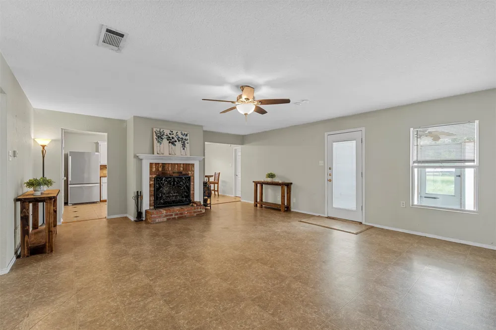 4602 Stonehaven Drive Temple, TX 76502