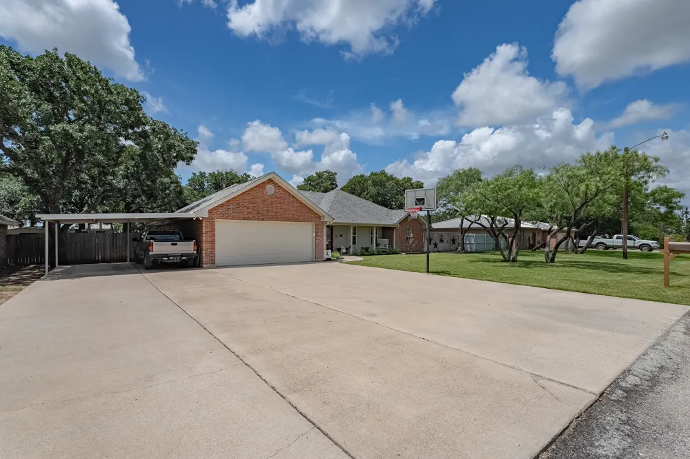 1113 Devin Drive Clyde, TX 79510
