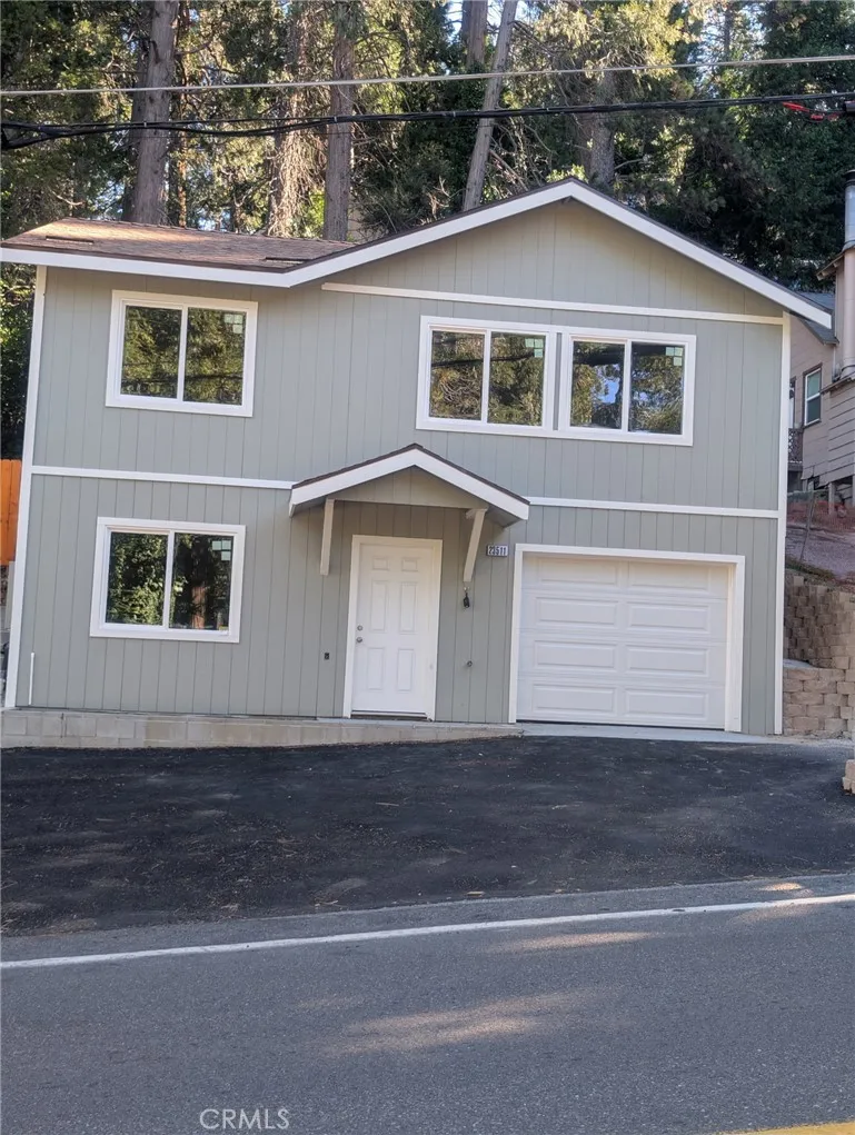 23511 Lake Dr Crestline, CA 92325