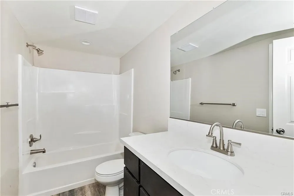 23511 Lake Dr Crestline, CA 92325