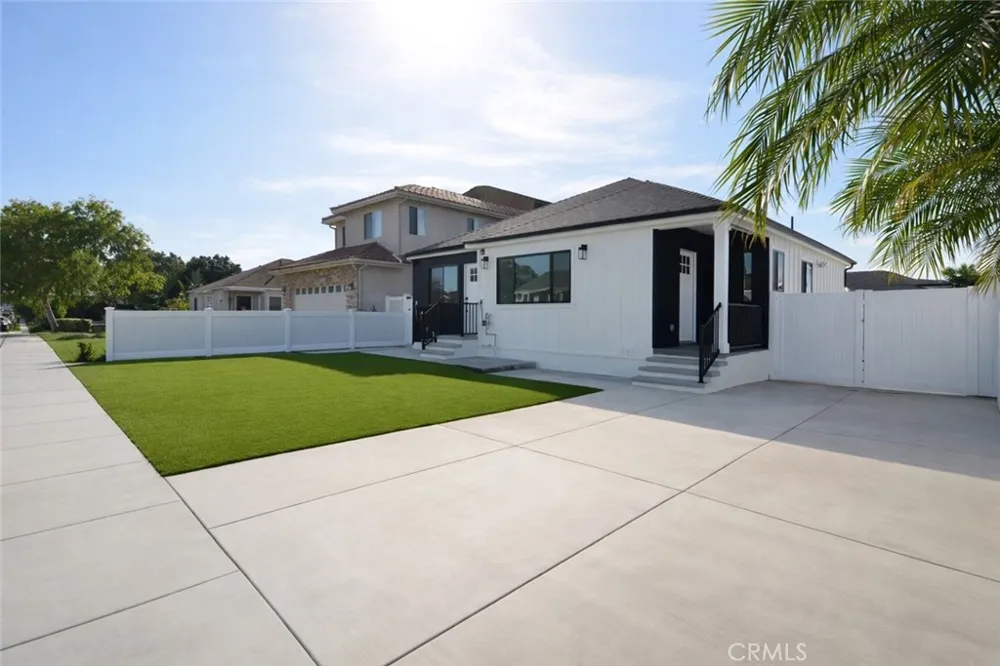 1307 Greenwood Ave Torrance, CA 90503