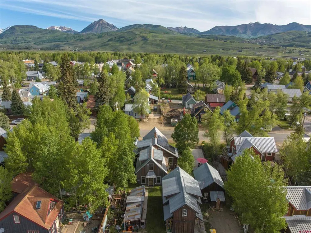 320 Whiterock Avenue Crested Butte, CO 81224