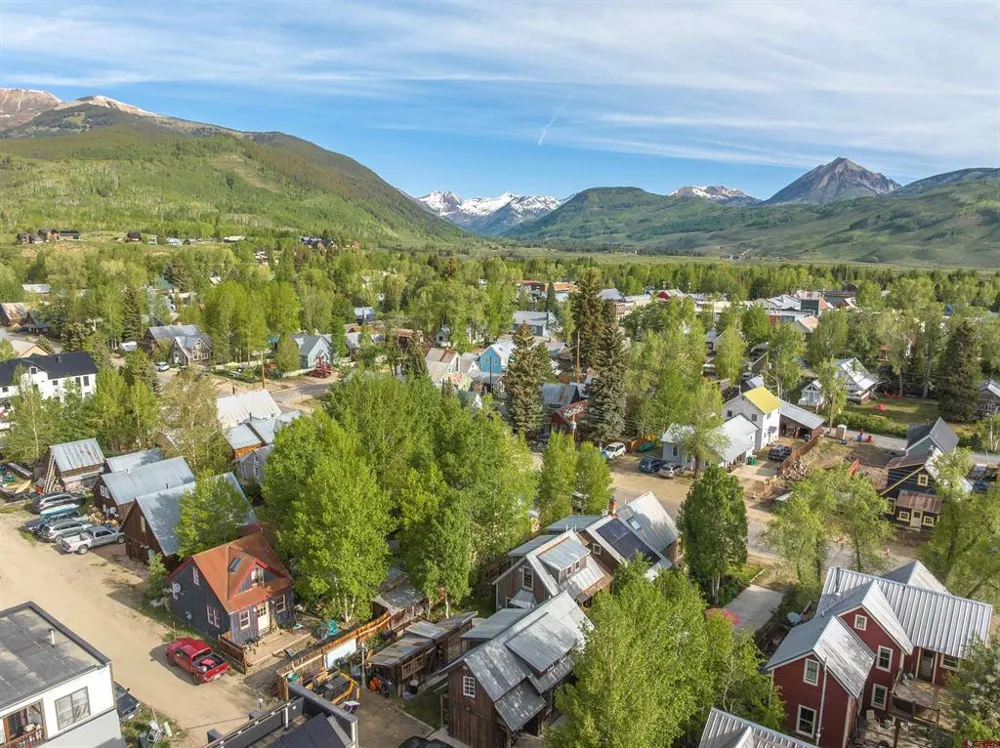 320 Whiterock Avenue Crested Butte, CO 81224