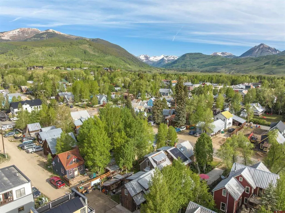 320 Whiterock Avenue Crested Butte, CO 81224