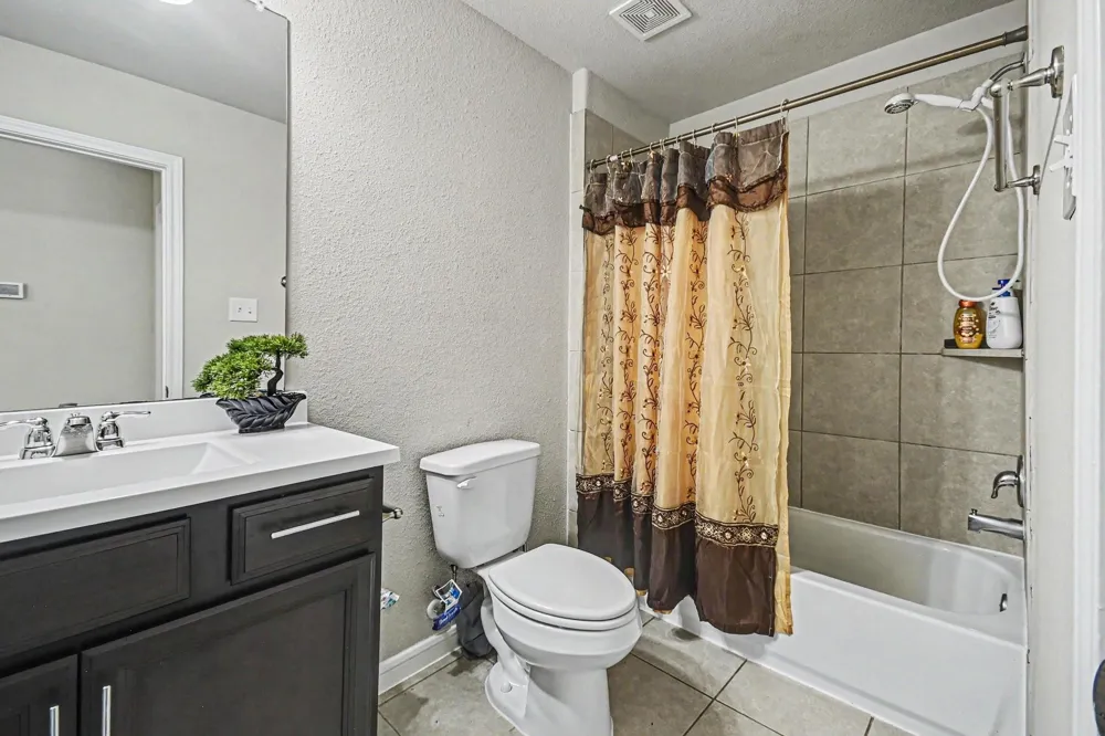 6523 Macroom Meadows Lane Houston, TX 77048