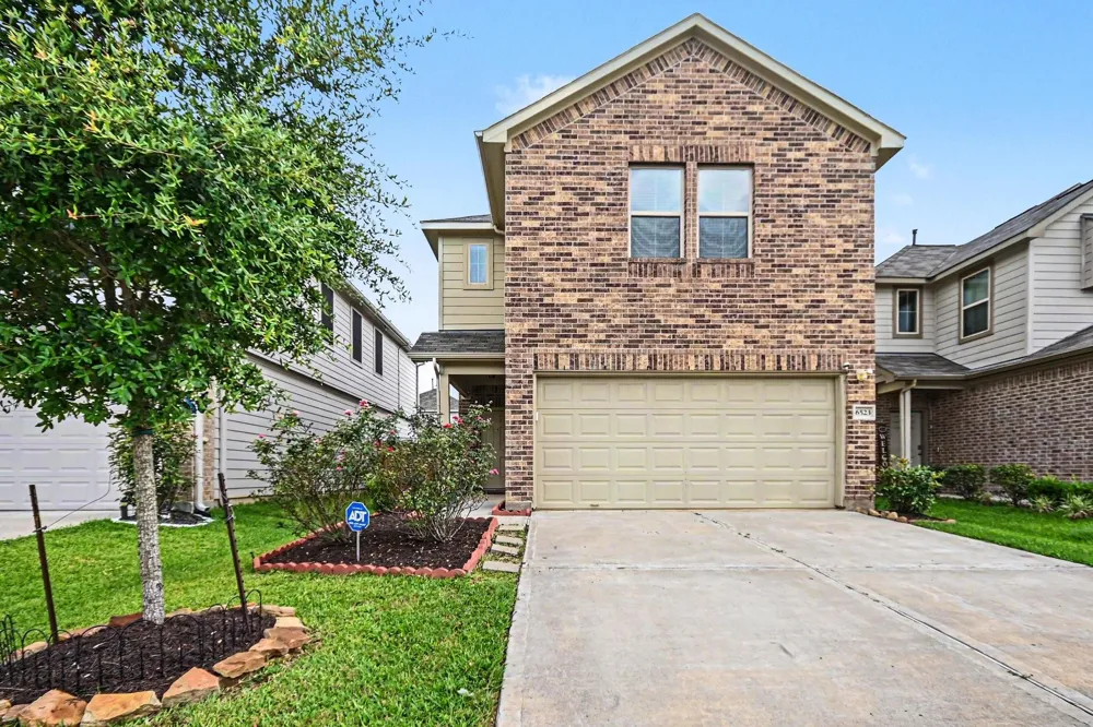 6523 Macroom Meadows Lane Houston, TX 77048