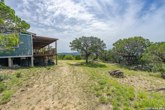 447 Blesssing Lane Utopia, TX 78884