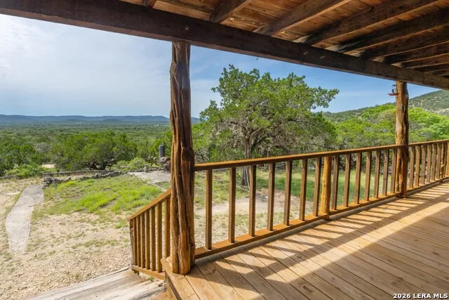 447 Blesssing Lane Utopia, TX 78884
