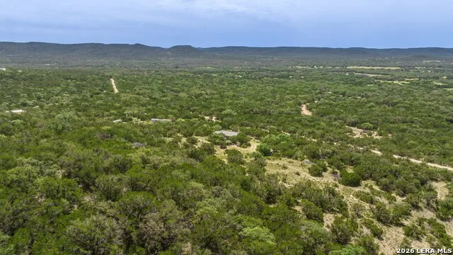 447 Blesssing Lane Utopia, TX 78884