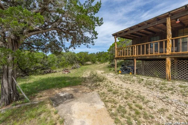 447 Blesssing Lane Utopia, TX 78884