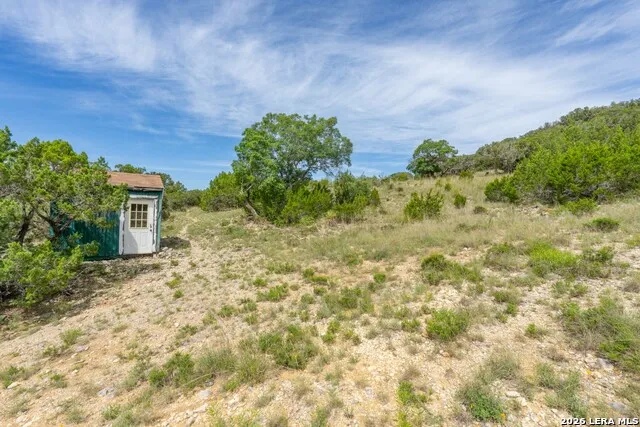 447 Blesssing Lane Utopia, TX 78884