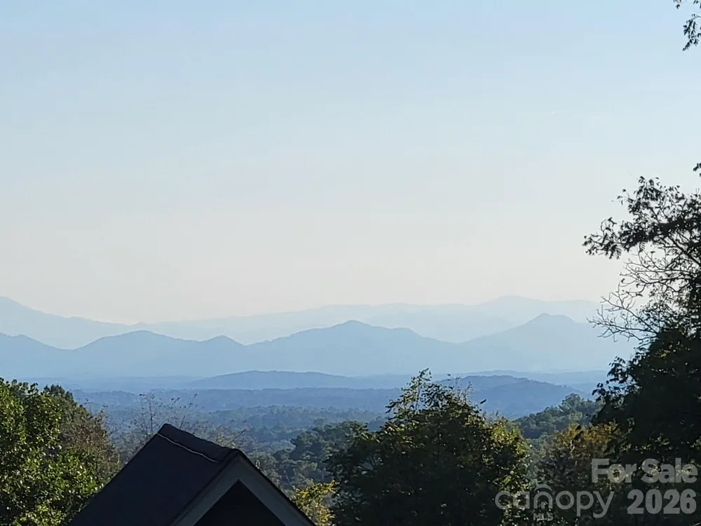 300 Green Meadow Lane Mars Hill, NC 28754
