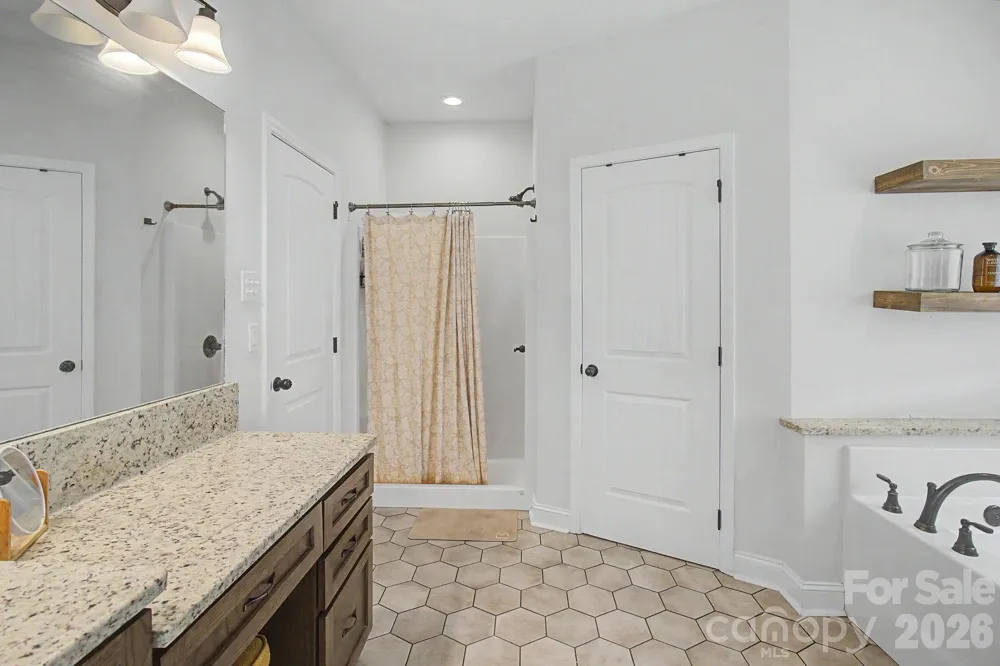300 Green Meadow Lane Mars Hill, NC 28754