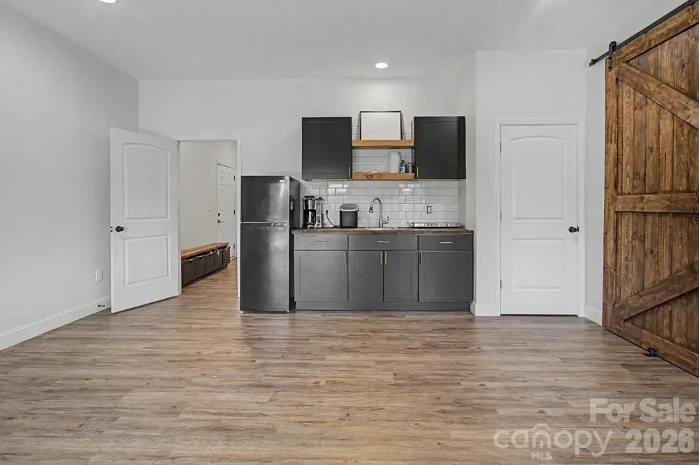 300 Green Meadow Lane Mars Hill, NC 28754