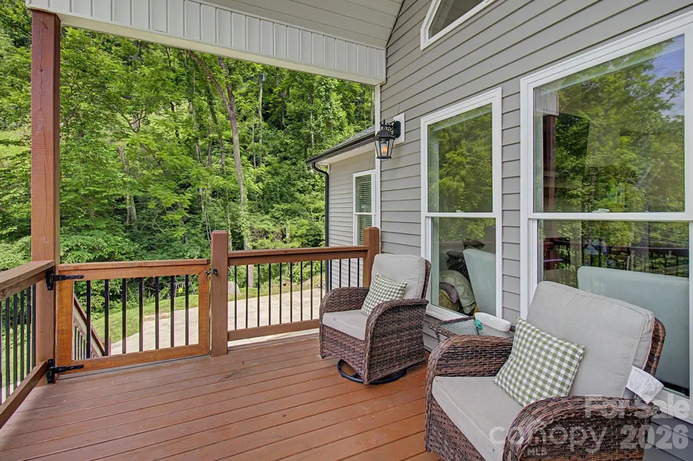 300 Green Meadow Lane Mars Hill, NC 28754
