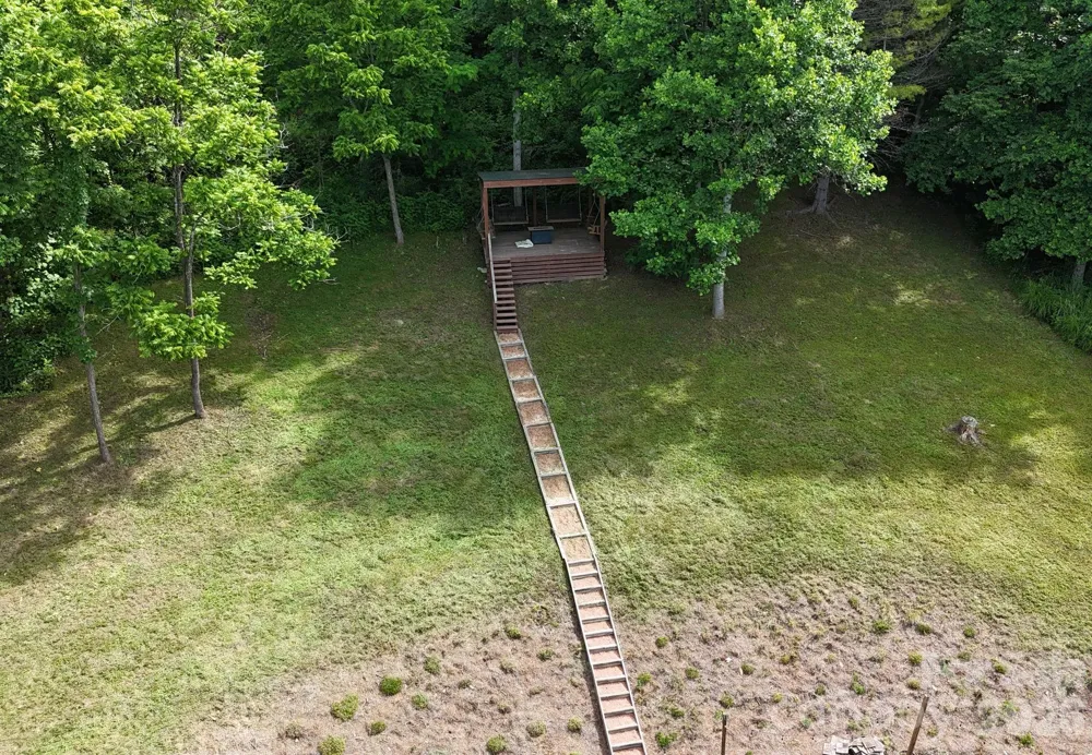 300 Green Meadow Lane Mars Hill, NC 28754