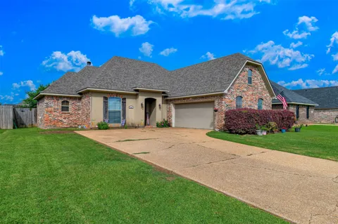 4026 Elizabeth Lane