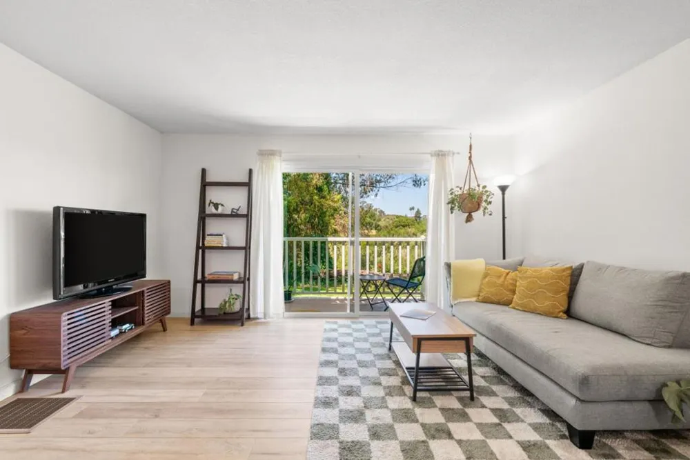 755 14th Avenue #814 Santa Cruz, CA 95062