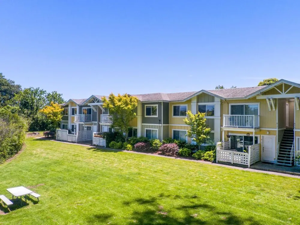 755 14th Avenue #814 Santa Cruz, CA 95062