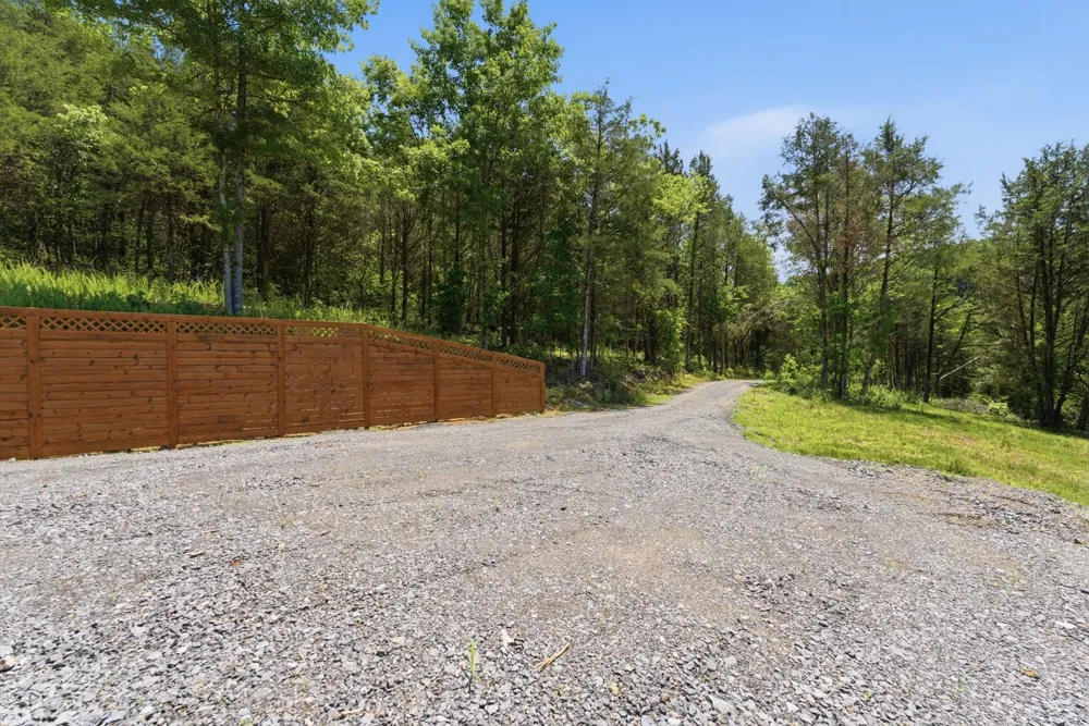 5 Carter Lane Carthage, TN 37030