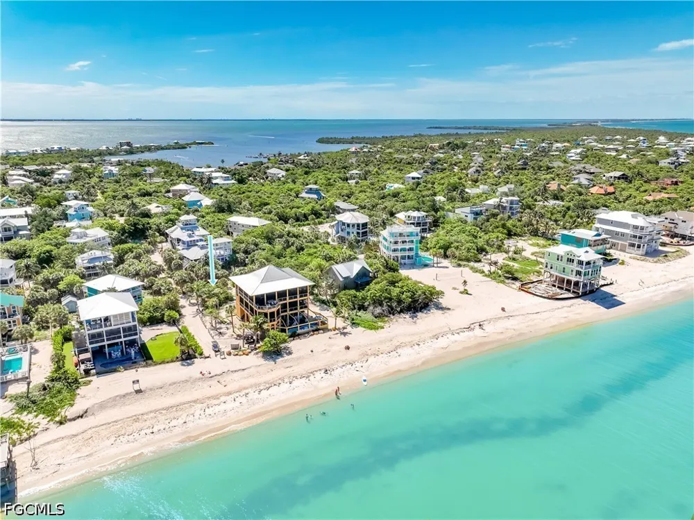 Oro Pesos Lane Upper Captiva, FL 33924