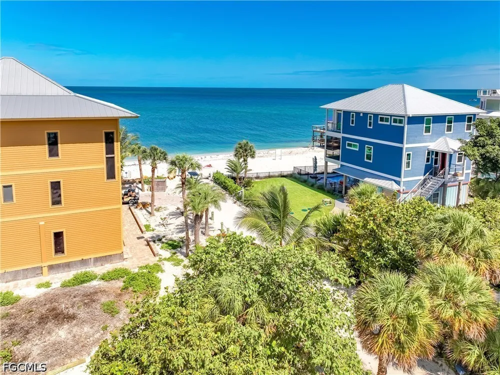 Oro Pesos Lane Upper Captiva, FL 33924
