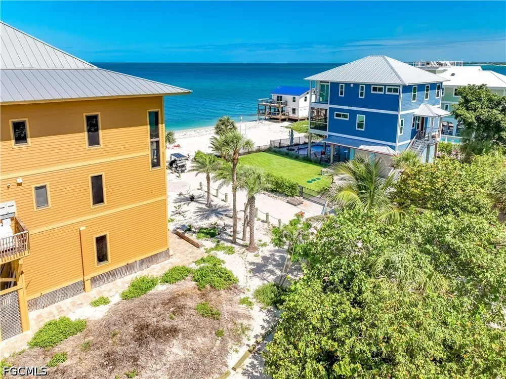 Oro Pesos Lane Upper Captiva, FL 33924
