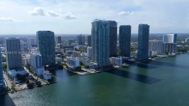 460 NE 28th St #1408 Miami, FL 33137