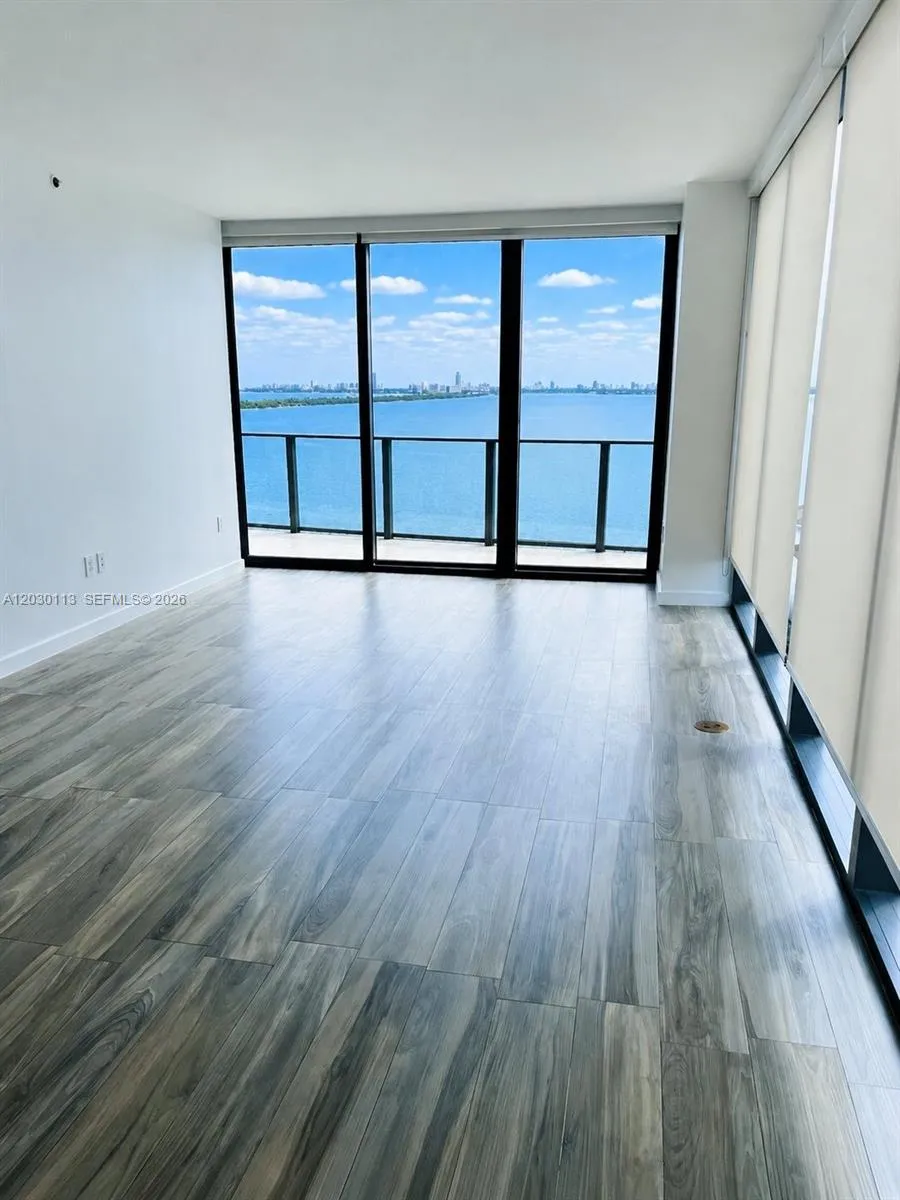 460 NE 28th St #1408 Miami, FL 33137