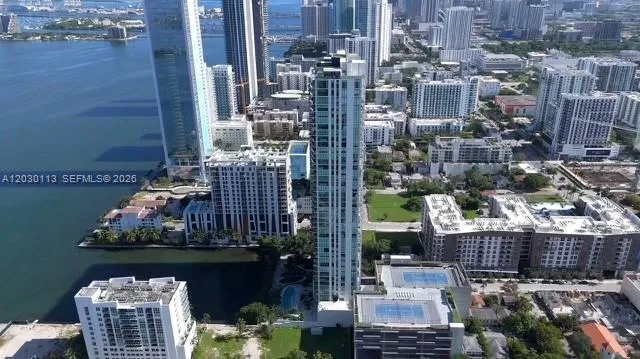 460 NE 28th St #1408 Miami, FL 33137