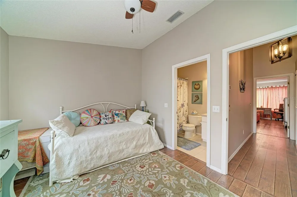 4634 SABAL KEY DRIVE Bradenton, FL 34203