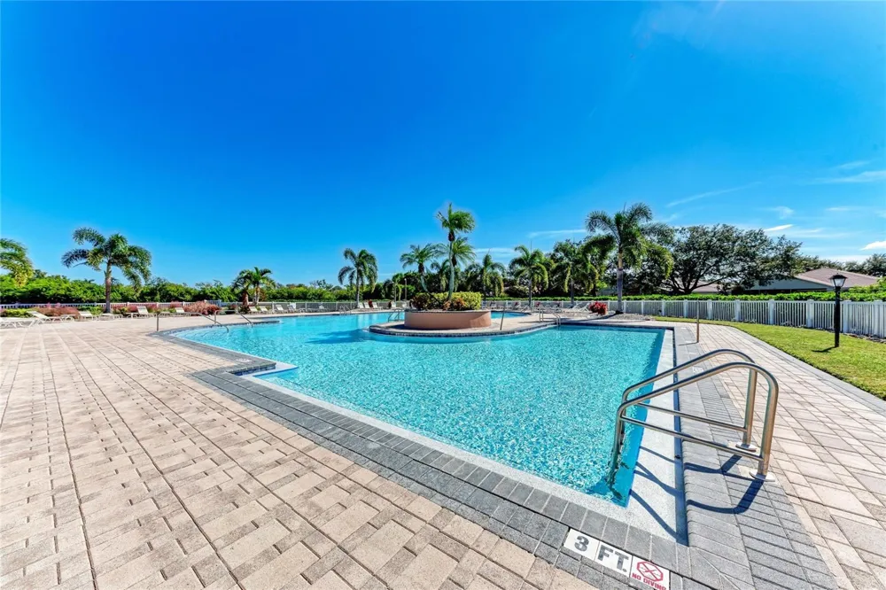 4634 SABAL KEY DRIVE Bradenton, FL 34203