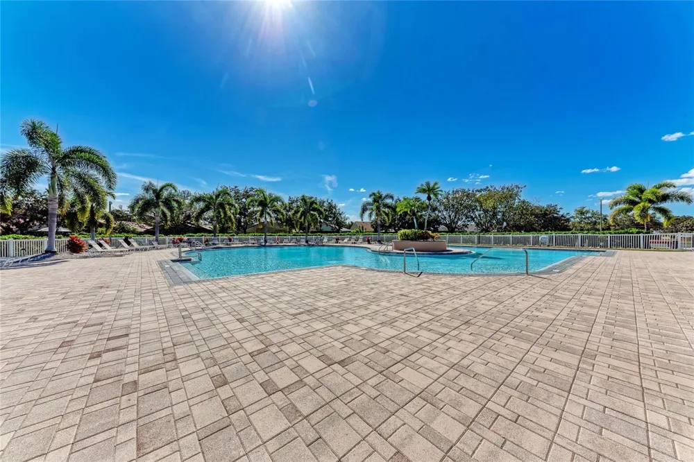 4634 SABAL KEY DRIVE Bradenton, FL 34203