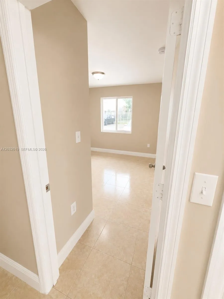 1990 NW 4th Ct #1 Miami, FL 33136