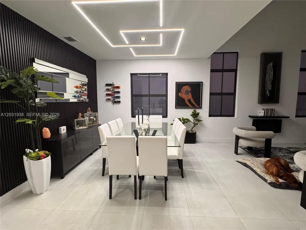 14405 SW 13th Ter Miami, FL 33184