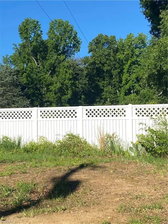 363 Periwinkle Road Eden, NC 27288