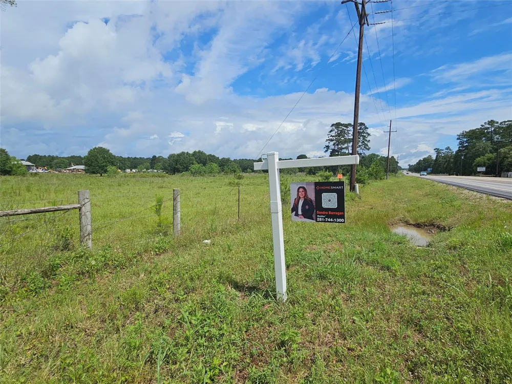 10299 Cox Lane Plantersville, TX 77363