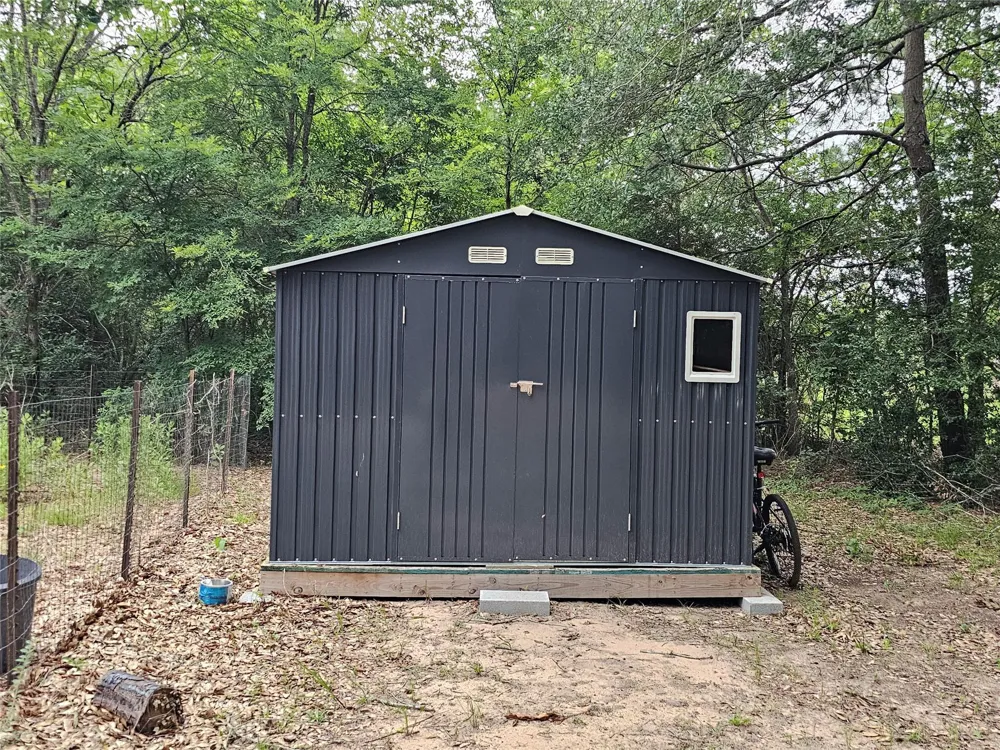 10299 Cox Lane Plantersville, TX 77363